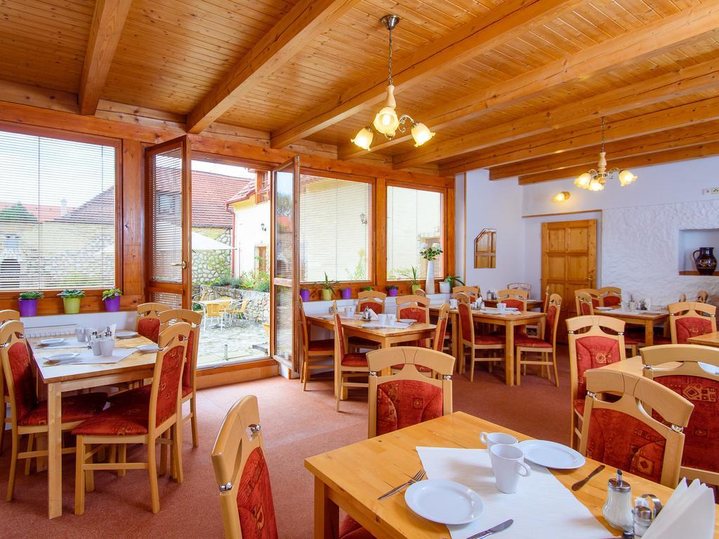 Hotel Bella Prague Luaran gambar
